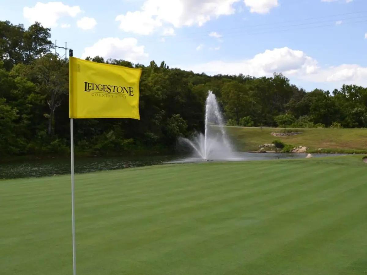 Golf On Site - Walk-In Shower - Jetted Tub - Free Attraction Tickets Included แบรนสัน ภายนอก รูปภาพ